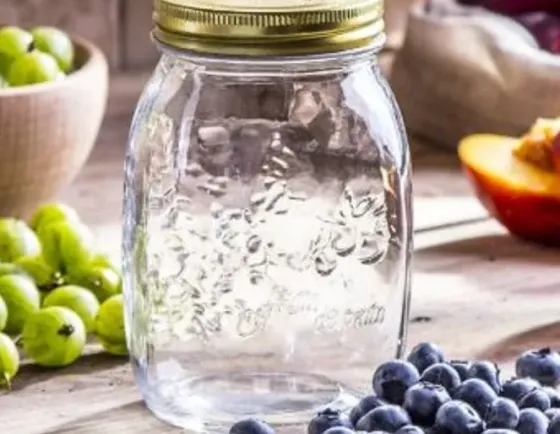 Glass jar with metal lid, 500 g Tbilisi