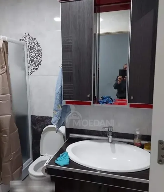 იყიდება 2 ოთახიანი ბინას 45მ² 2/10 სართ თბილისი - photo 6