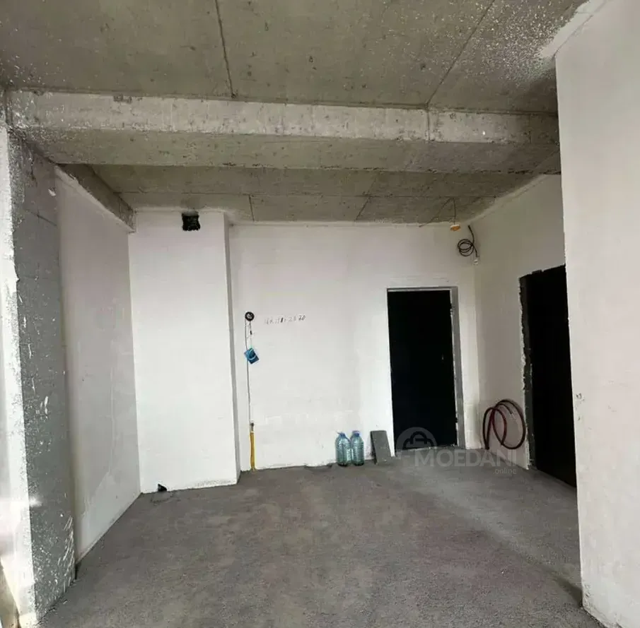 იყიდება 2 ოთახიანი ბინას 165მ² 6/6 სართ თბილისი - photo 3