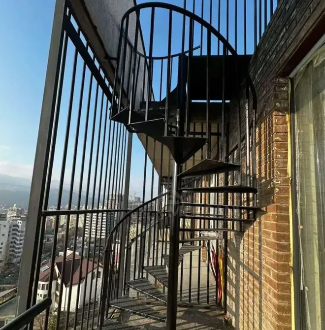 იყიდება 2 ოთახიანი ბინას 165მ² 6/6 სართ თბილისი - photo 9