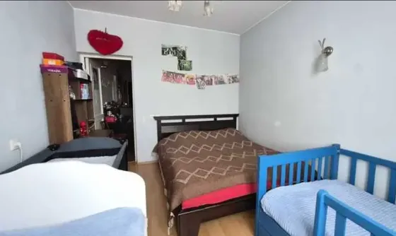 იყიდება 4 ოთახიანი ბინას 75მ² 11/16 სართ თბილისი