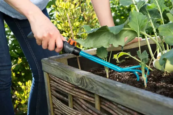 Პატარა სამკბილა Gardena Combisystem Hand Grubber თბილისი