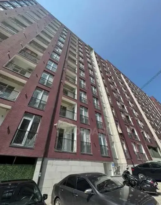 იყიდება 2 ოთახიანი ბინას 51.3მ² 11/11 სართ თბილისი - photo 1