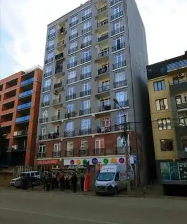 იყიდება 3 ოთახიანი ბინას 96მ² 6/12 სართ თბილისი