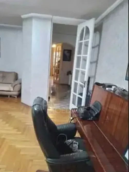 იყიდება 3 ოთახიანი ბინას 107მ² 7/9 სართ თბილისი - photo 5