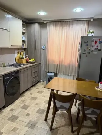 იყიდება 4 ოთახიანი ბინას 105მ² 5/9 სართ თბილისი