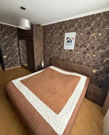 იყიდება 4 ოთახიანი ბინას 105მ² 5/9 სართ თბილისი