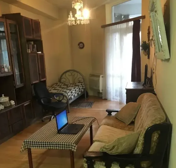 იყიდება 2 ოთახიანი ბინას 60მ² 4/17 სართ თბილისი