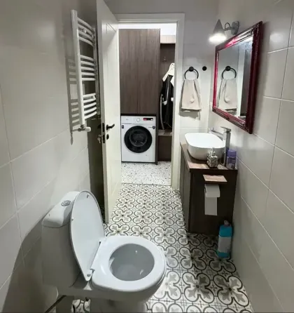 Продам 2-комн. квартиру 47м² 8/8 эт. Тбилиси