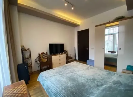 Продам 3-комн. квартиру 95м² 2/10 эт. Тбилиси