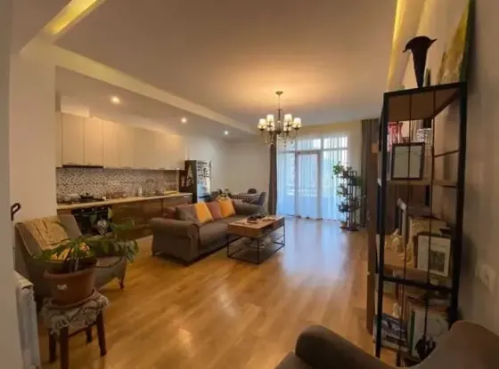 Продам 3-комн. квартиру 95м² 2/10 эт. Тбилиси