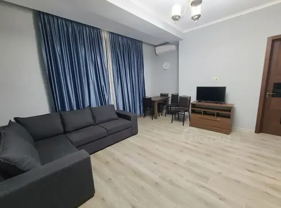 იყიდება 2 ოთახიანი ბინას 44მ² 10/18 სართ თბილისი - photo 1