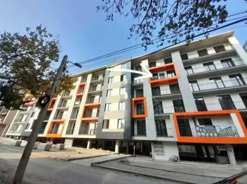 Продам 2-комн. квартиру 46м² 4/6 эт. Тбилиси - изображение 1