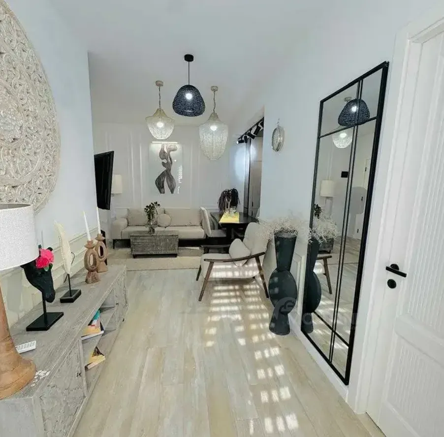 Продам 3-комн. квартиру 47м² 1/8 эт. Тбилиси - изображение 2