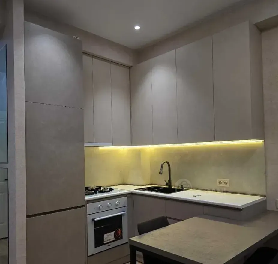 Продам 2-комн. квартиру 56м² 9/12 эт. Тбилиси - изображение 1