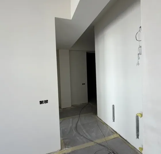 იყიდება 3 ოთახიანი ბინას 70.93მ² 8/8 სართ თბილისი