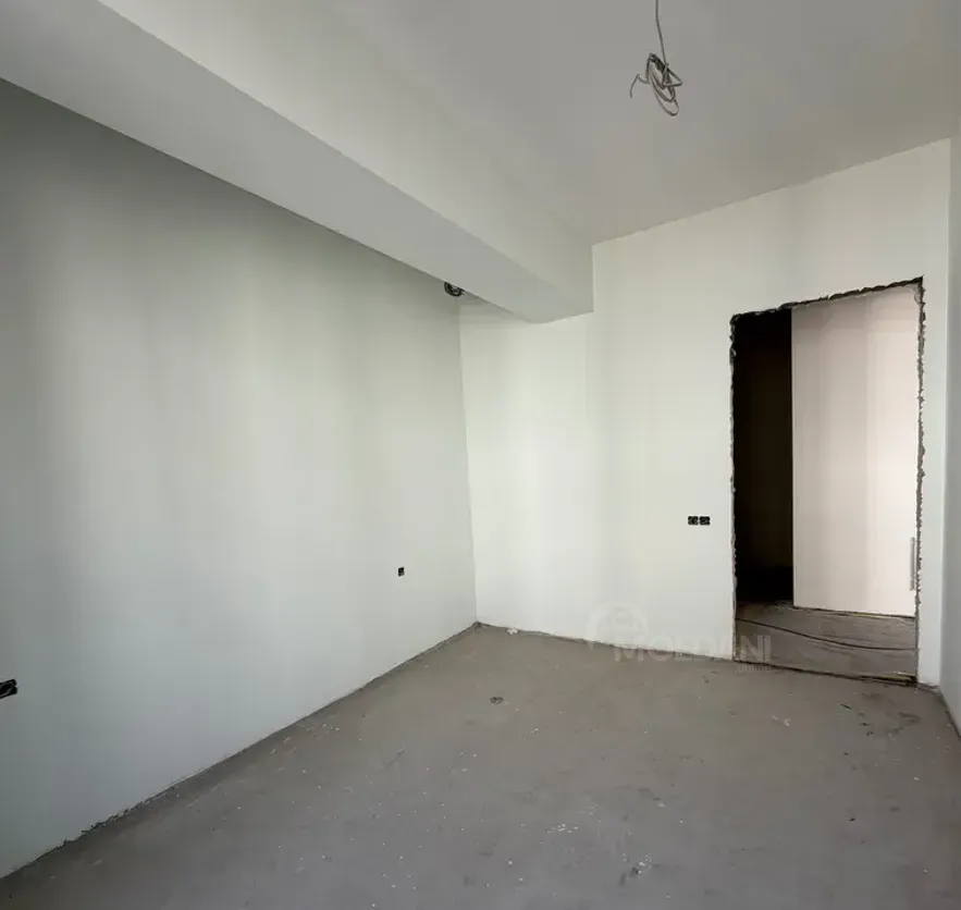 Apartments For Sale three-room 70.93м² 8/8 floor Tbilisi - photo 1