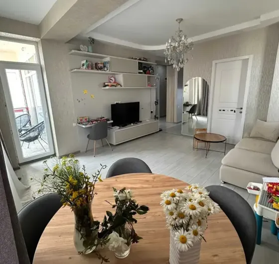 Продам 3-комн. квартиру 64м² 8/10 эт. Тбилиси