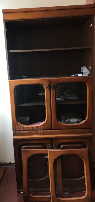 Продаю шкаф для посуды, книг и пр.3 яруса, легко разбирается и транспорт-ся. Батуми - изображение 1