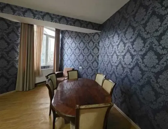 იყიდება 3 ოთახიანი ბინას 73მ² 4/18 სართ თბილისი