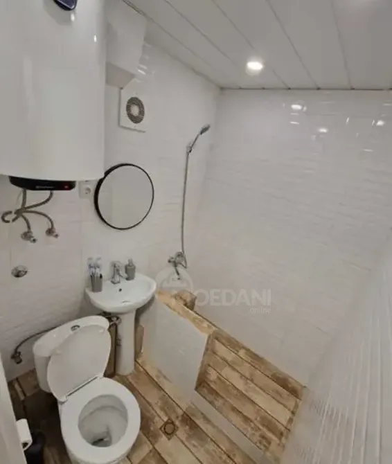 იყიდება 5 ოთახიანი ბინას 121მ² 1/5 სართ თბილისი - photo 7