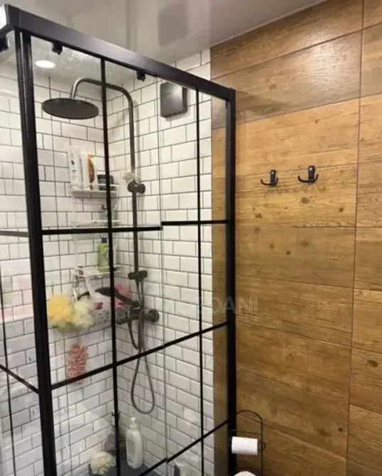 იყიდება 5 ოთახიანი ბინას 121მ² 1/5 სართ თბილისი - photo 12