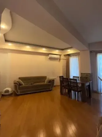 იყიდება 4 ოთახიანი ბინას 117მ² 5/9 სართ თბილისი