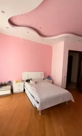 იყიდება 4 ოთახიანი ბინას 117მ² 5/9 სართ თბილისი