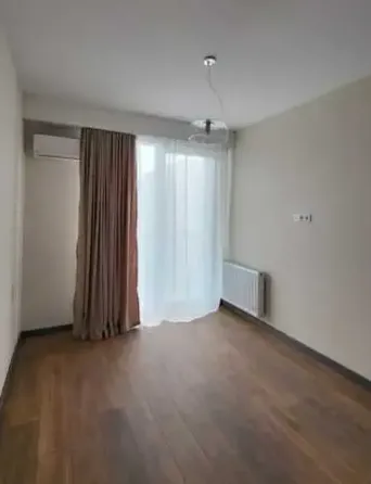 იყიდება 4 ოთახიანი ბინას 82.5მ² 11/12 სართ თბილისი