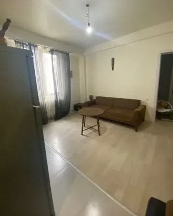 Продам 2-комн. квартиру 38м² 8/12 эт. Тбилиси