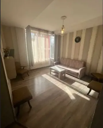 Продам 2-комн. квартиру 38м² 2/4 эт. Тбилиси