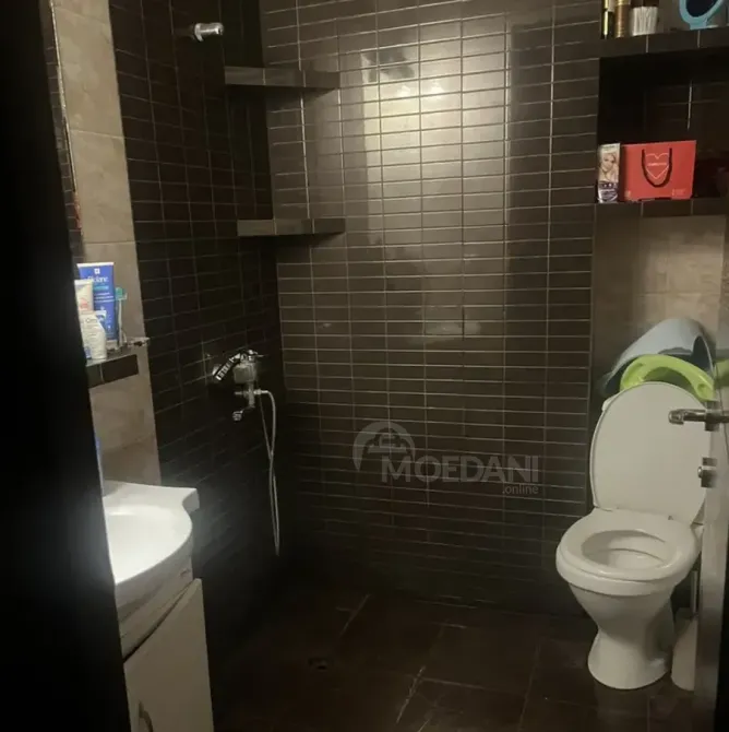 Продам 2-комн. квартиру 64м² 8/8 эт. Тбилиси - изображение 4