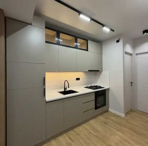 იყიდება 3 ოთახიანი ბინას 61მ² 9/12 სართ თბილისი