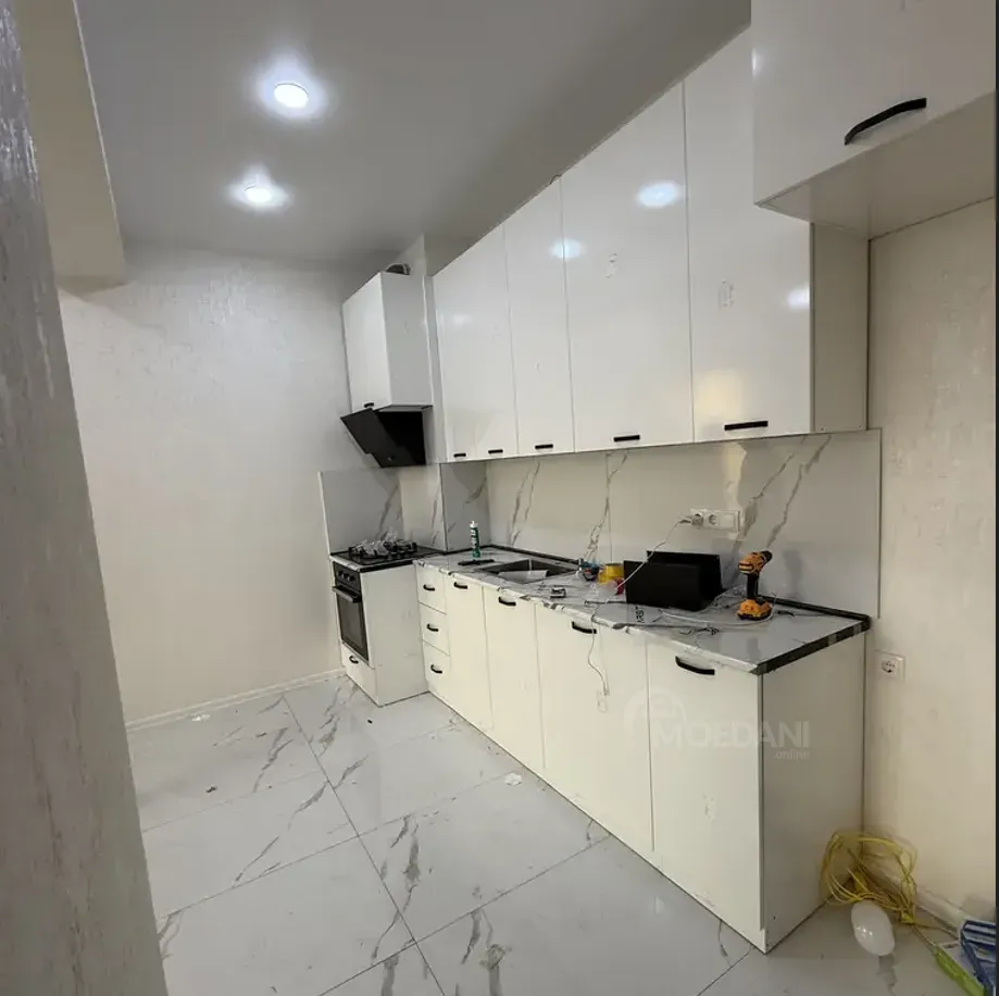 იყიდება 3 ოთახიანი ბინას 77მ² 5/10 სართ თბილისი - photo 4