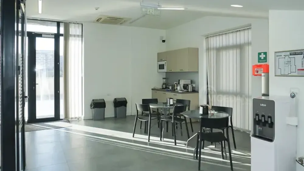 Ქირავდება საოფისე კომერციული ფართი დიდ დიღომში თბილისი - photo 9