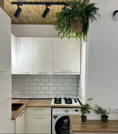 Продам 2-комн. квартиру 40м² 1/8 эт. Тбилиси