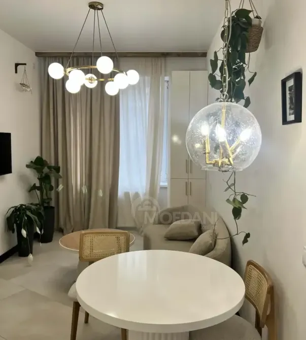 იყიდება 2 ოთახიანი ბინას 40მ² 1/8 სართ თბილისი - photo 1