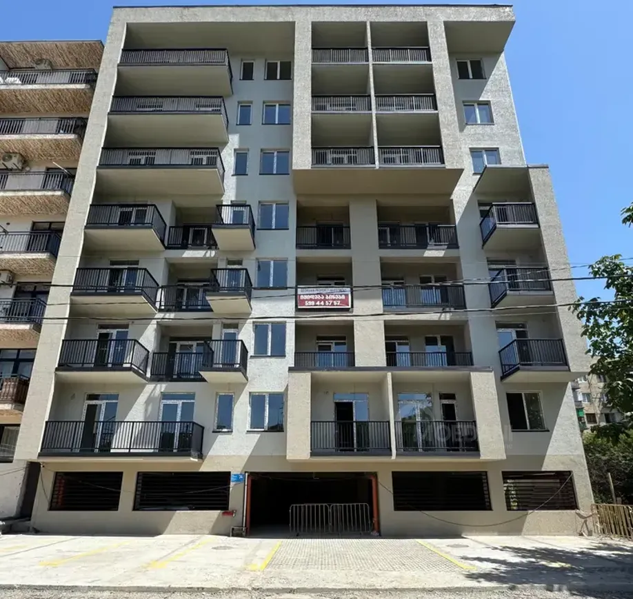 Apartments For Sale three-room 70.5м² 1/8 floor Tbilisi - photo 2