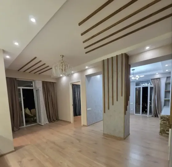 Apartments For Sale four-room 98.5м² 6/9 floor Tbilisi