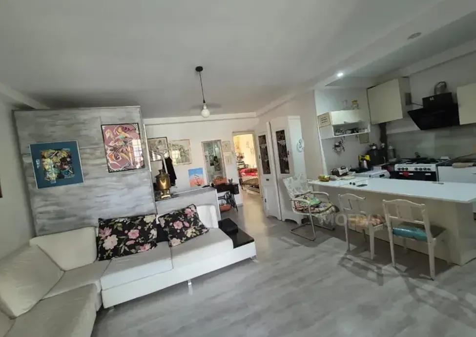 Apartments For Sale three-room 90м² 5/7 floor Tbilisi - photo 2