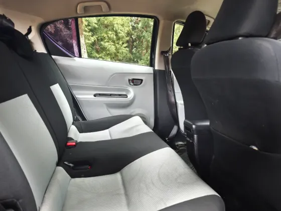 Toyota Prius C 1.5L 2014 Batumi