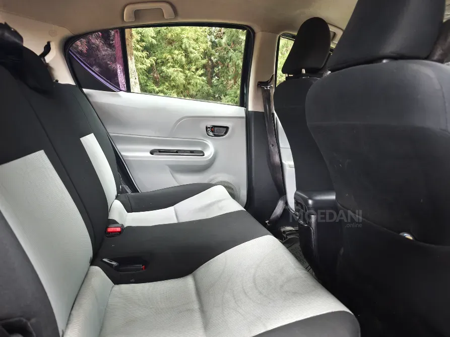 Toyota Prius C 1.5L 2014 Batumi - photo 6