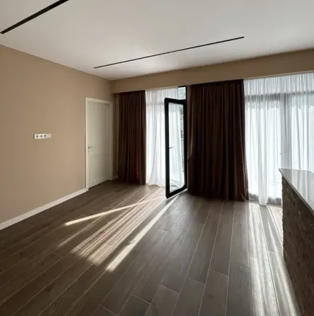 Продам 3-комн. квартиру 74.2м² 10/19 эт. Тбилиси