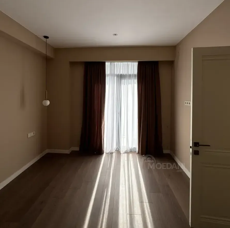 იყიდება 3 ოთახიანი ბინას 74.2მ² 10/19 სართ თბილისი - photo 2