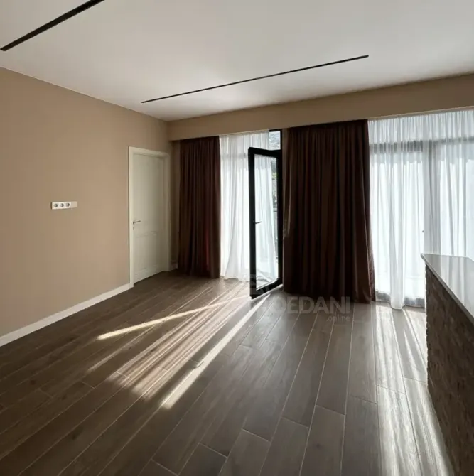 იყიდება 3 ოთახიანი ბინას 74.2მ² 10/19 სართ თბილისი - photo 1