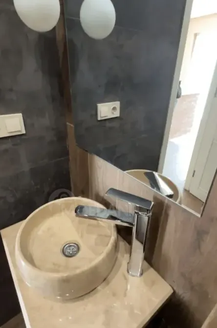 იყიდება 3 ოთახიანი ბინას 74.2მ² 10/19 სართ თბილისი - photo 8