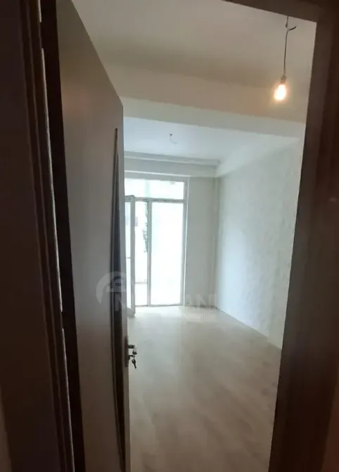 იყიდება 2 ოთახიანი ბინას 70მ² 1/9 სართ თბილისი - photo 4