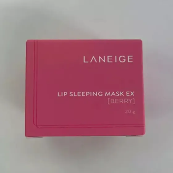 Ночная маска для губ Laneige (ягодный цвет) 20 г — идеальное решение. Тбилиси