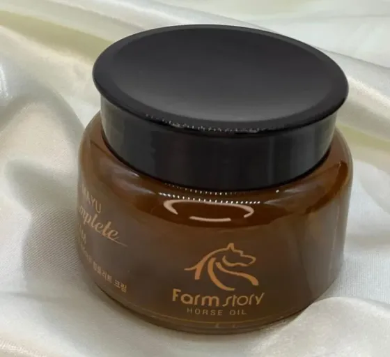 Moisturizing cream made with hemp oil (1+1 promotion) Farm Story (100 GR) Tbilisi