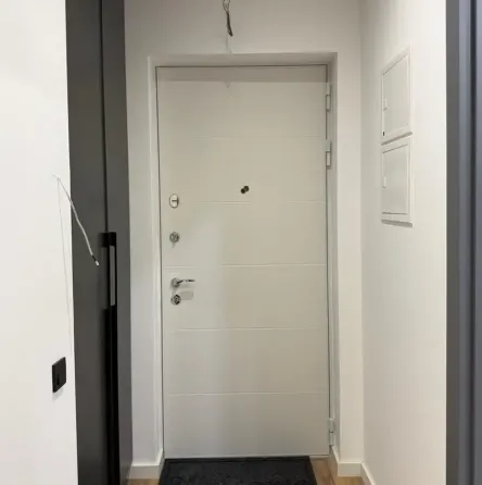 იყიდება 2 ოთახიანი ბინას 46მ² 4/9 სართ თბილისი